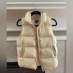 *NEW* Tuckernuck Pomander Place cream Asher puffer vest
